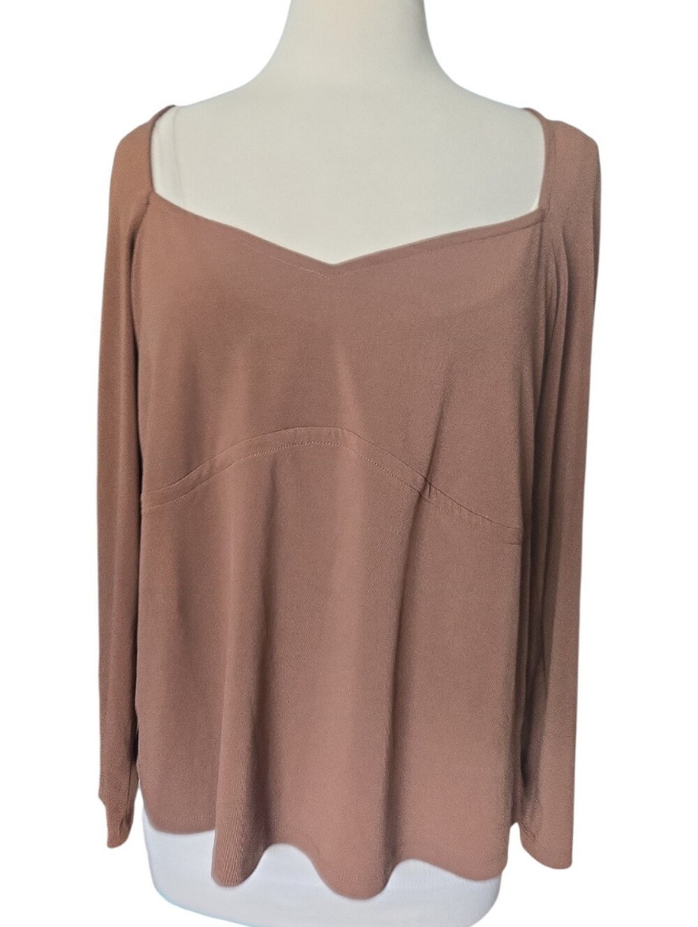 Elements Sweetheart Neck Empire Waist Top Long Sleeve Brown Plus - 14/16